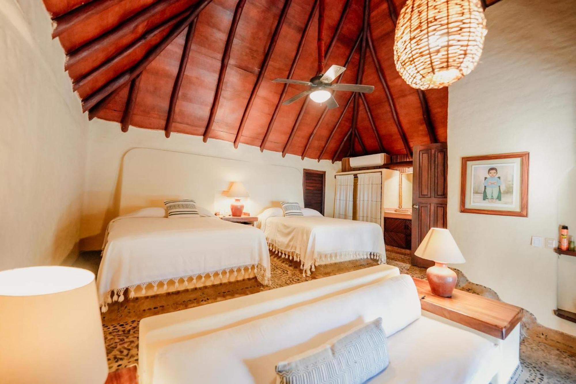זיהואטנחו Puertas Paraiso Hotel Boutique מראה חיצוני תמונה